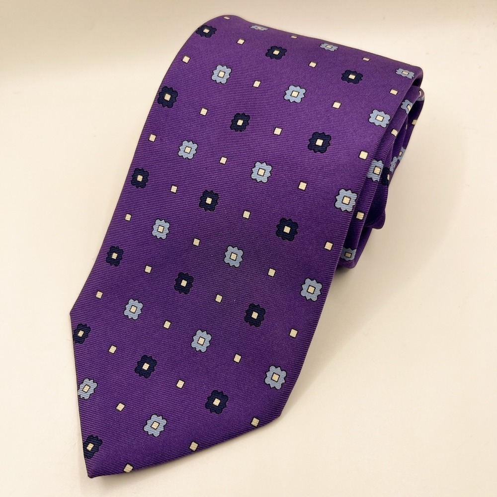Brooks Brothers 346 Purple Tie With Blue Floral 100% Silk Men's Necktie